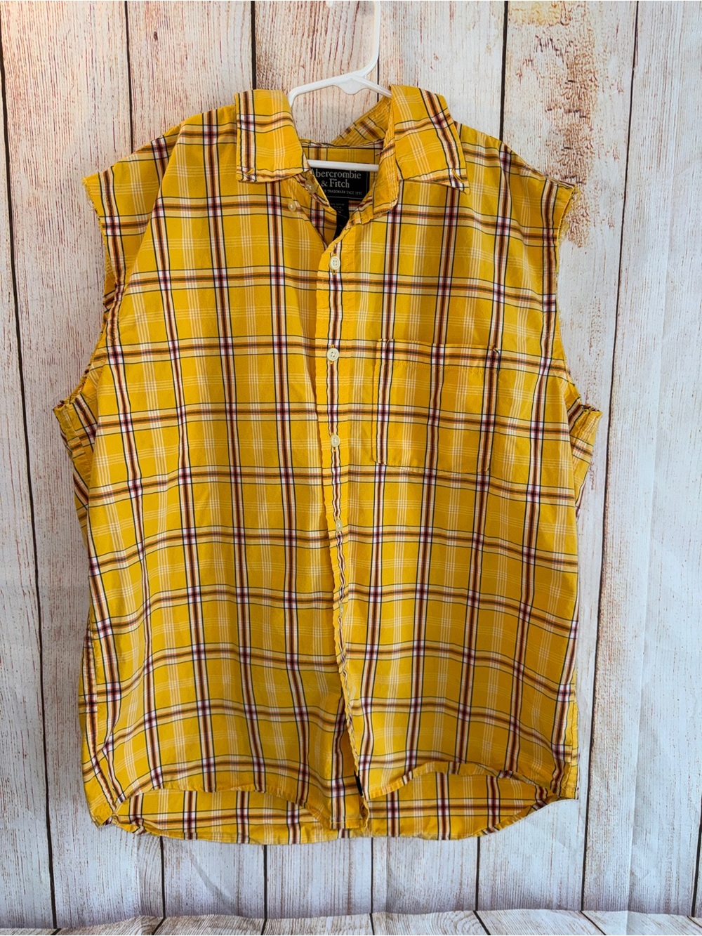 Abercrombie & Fitch Yellow Plaid Sleeveless Button-Down Shirt - Picture 8 of 8